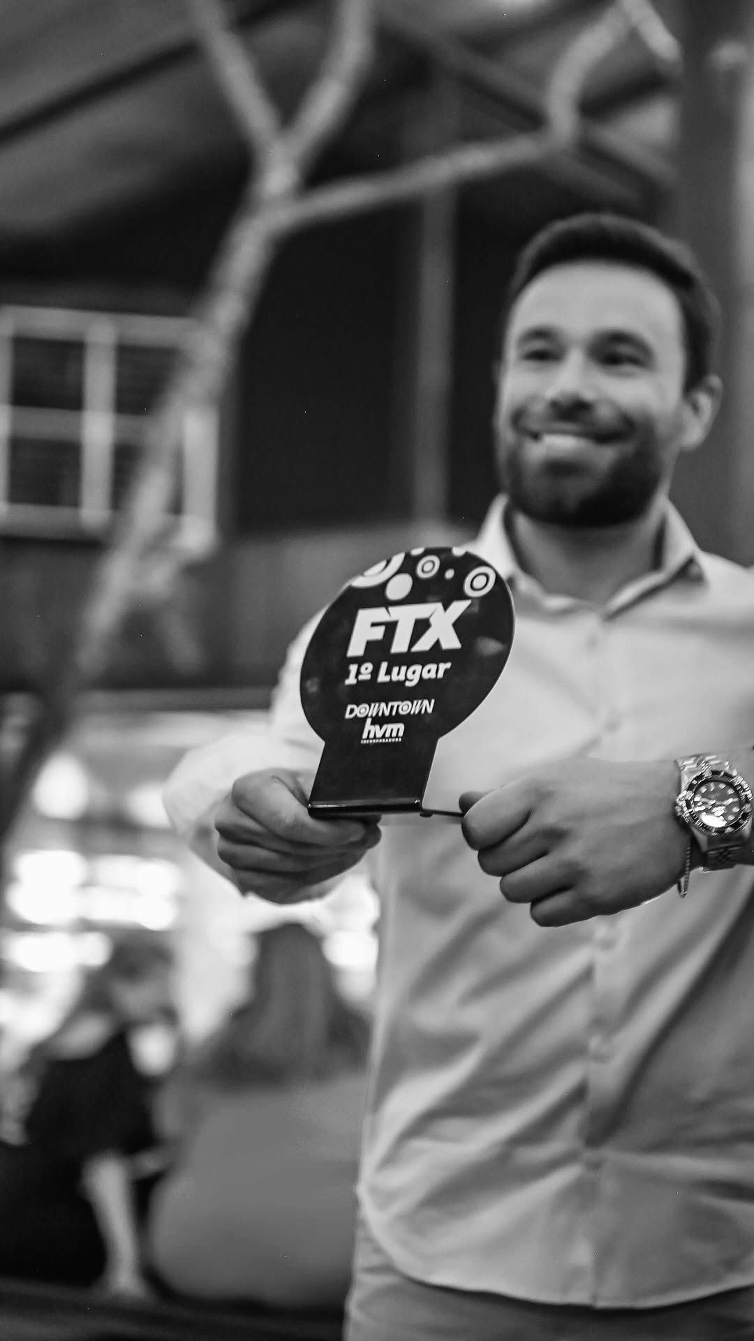 Hoje, celebramos um novo marco em nossa jornada! Hoje, celebramos um novo marco em nossa jornada!