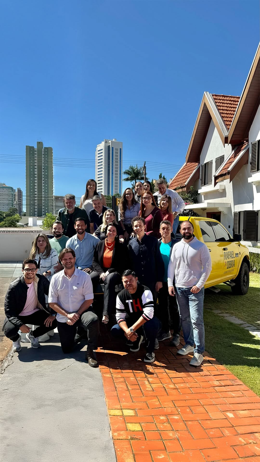 Hoje na FTX Academy, tivemos a honra de receber Rafael a Obra — referência em engenharia civil e uma verdadeira autoridade nas redes sociais. Hoje na FTX Academy, tivemos a honra de receber Rafael a Obra — referência em engenharia civil e uma verdadeira autoridade nas redes sociais.