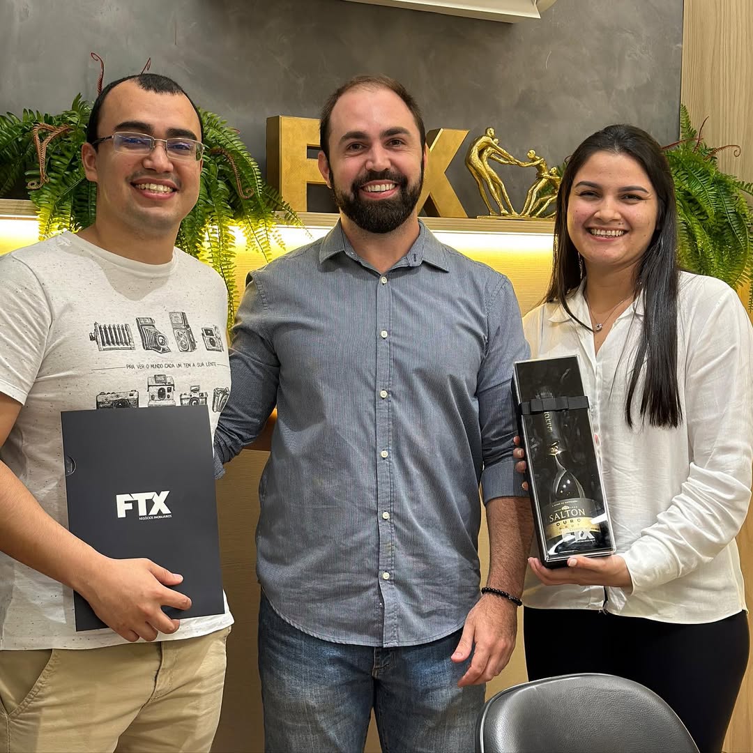 Contrato assinado! Contrato assinado!